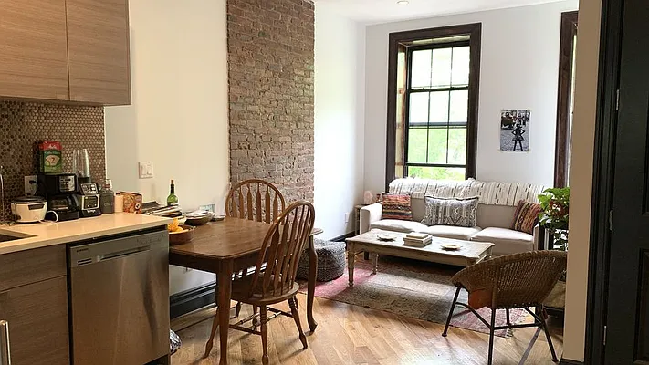 Rented by Nooklyn NYC LLC | media 2
