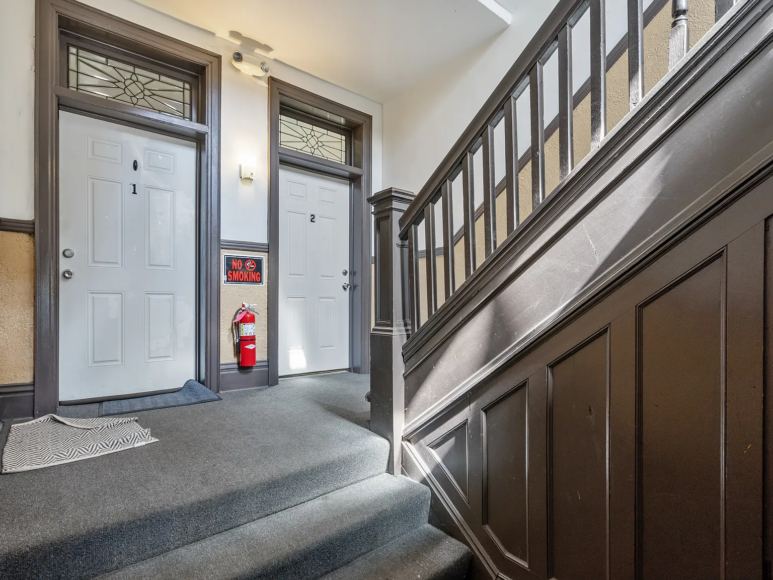 3 bedroom 1 bath Brighton Heights — Photo 2