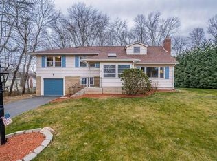21 Benedict St, West Springfield, MA 01089
