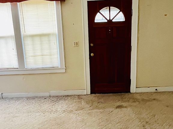 2nd image of 6 N Spring St