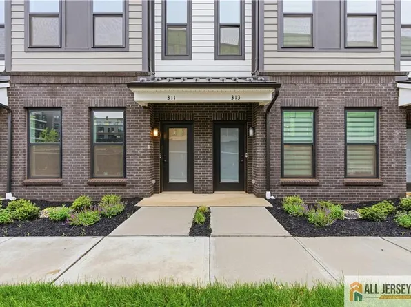 311 Sadie Cir, New Brunswick, NJ 08901