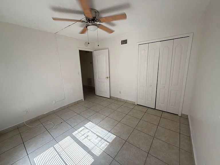 3950 Lora St — Photo 12