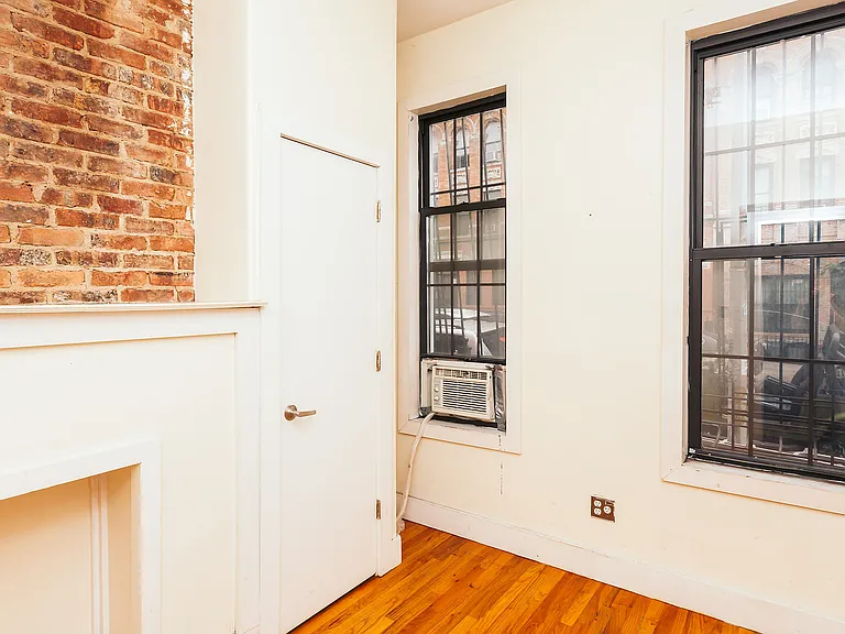253 Stockholm St #1A — Photo 1