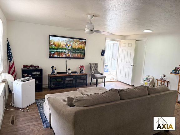 2nd image of 6210 W 92nd Pl