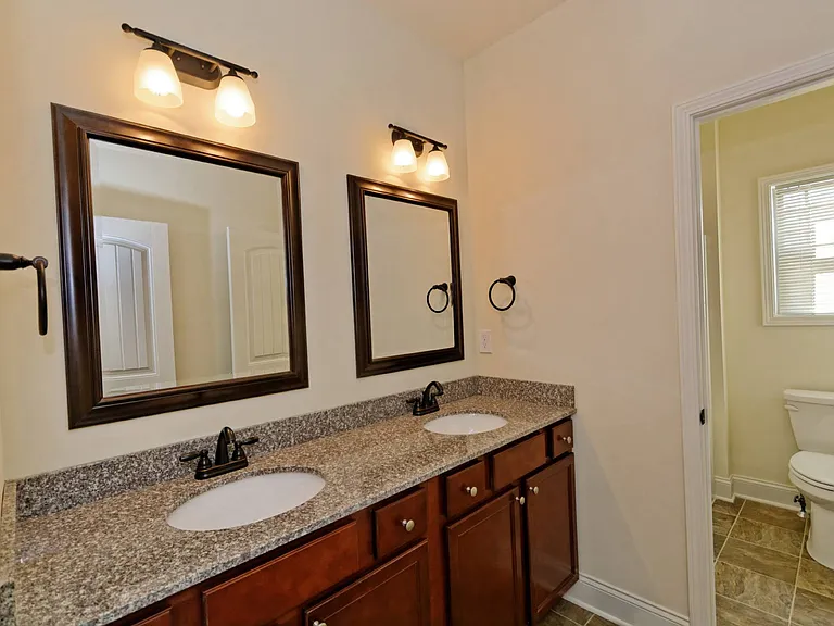1727 Tower St #108 — Photo 15