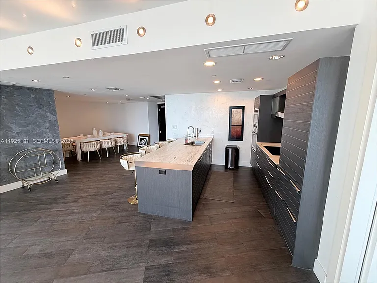 200 Biscayne Boulevard Way #4007 — Photo 10