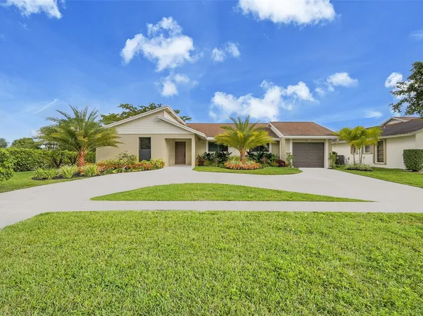 6195 Winding Brooke Way, Delray Beach, FL 33484