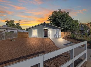 100 NE 5th Ave, Visalia, CA 93291