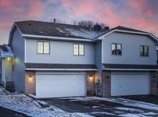 933 Countryside Rd, Waconia, MN 55387