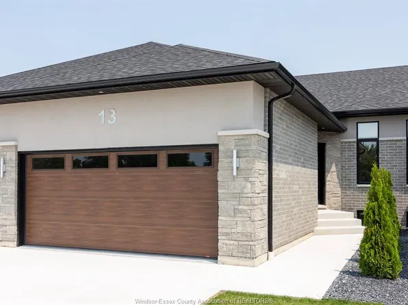13 Eagle St, Leamington, ON N8H 0G5