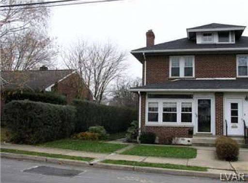 1st image of 1828 W Tremont St