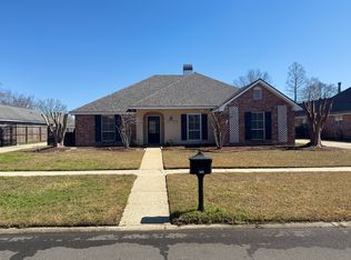 5127 Charing Way Ave, Baton Rouge, LA 70817