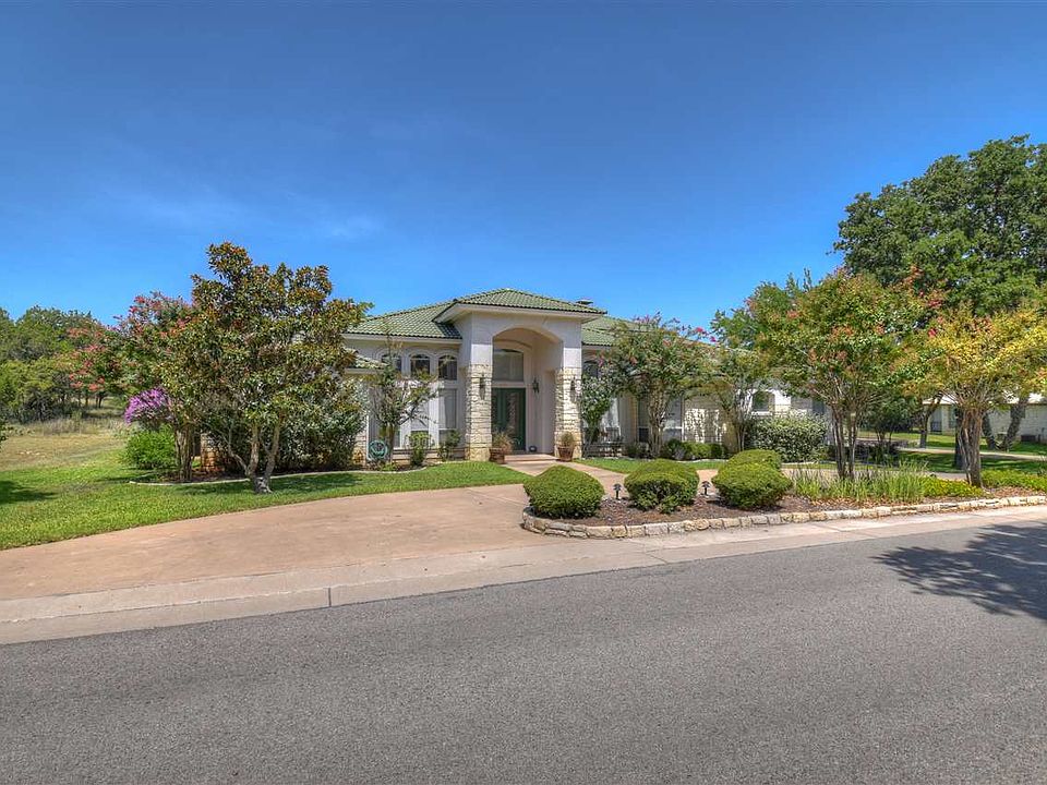 1st image of 208 Lighthouse Dr