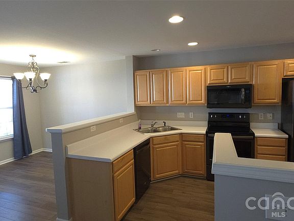 5th image of 11542 Rabbit Ridge Rd