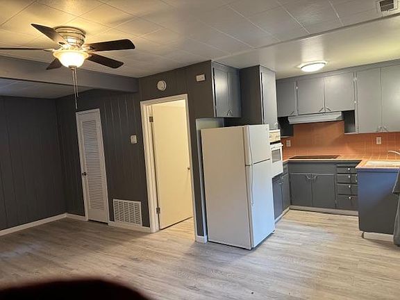 2nd image of 3775 Paradise Ave #6