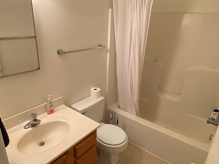 1282 N Main St #3 — Photo 6