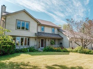 1895 Terry Rd, Hartford, WI 53027