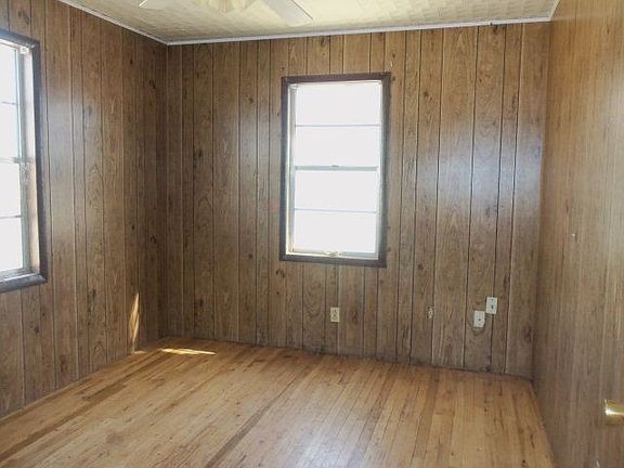 4th image of 1446 Pine St
