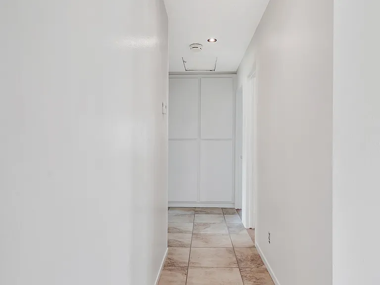 626 Manzanita Dr — Photo 11