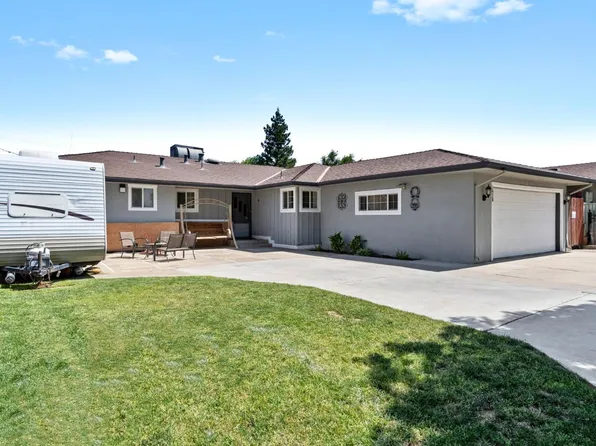 1928 W Fountain Way, Fresno, CA 93705