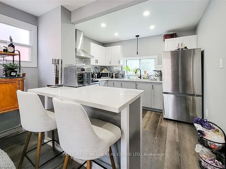 67 E 13th St #MAIN FLOOR — Photo 4