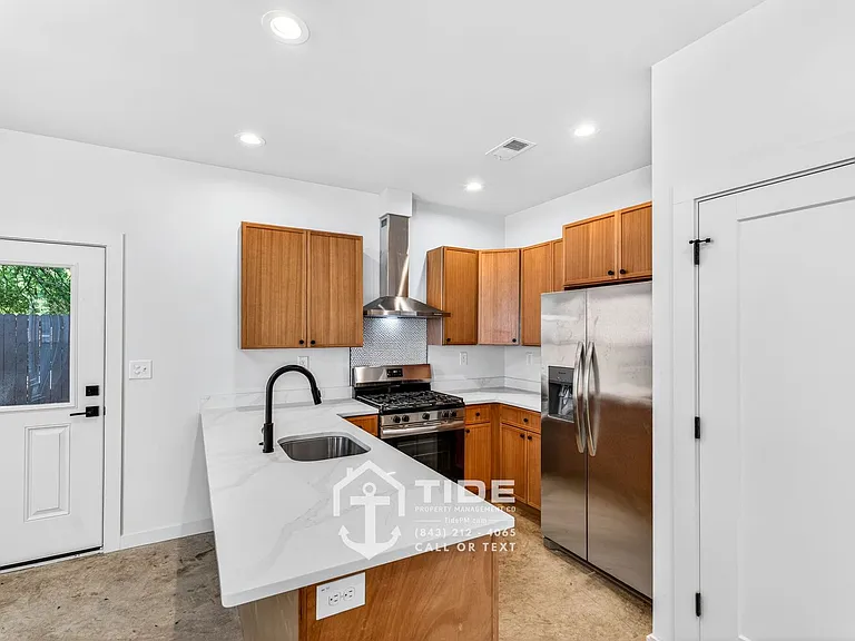 5810 Knight St — Photo 10