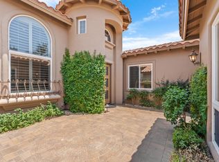 49360 Mission Dr W, La Quinta, CA 92253