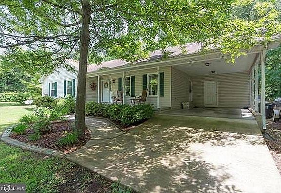 2nd image of 10489 Roosevelt Dr