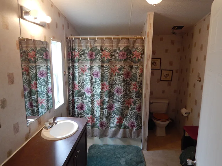 525 Soundside Dr — Photo 3
