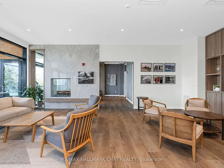 185 Dunlop St E #Penthouse 04 — Photo 35