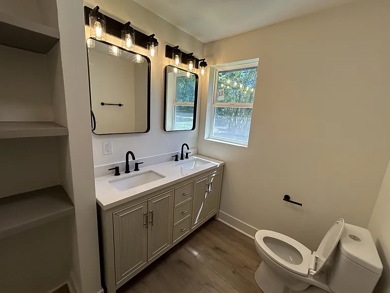 1783 Warfield Dr — Photo 12