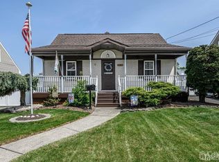 58 Bernard St, Carteret, NJ 07008