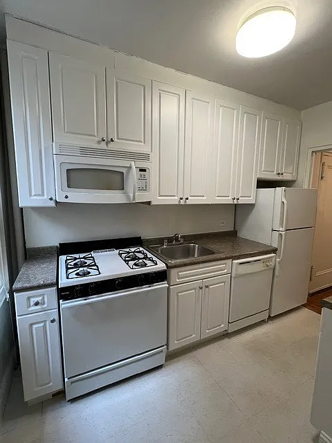 1 bed, 1.0 bath, 850 sqft, $2,125 — Photo 4