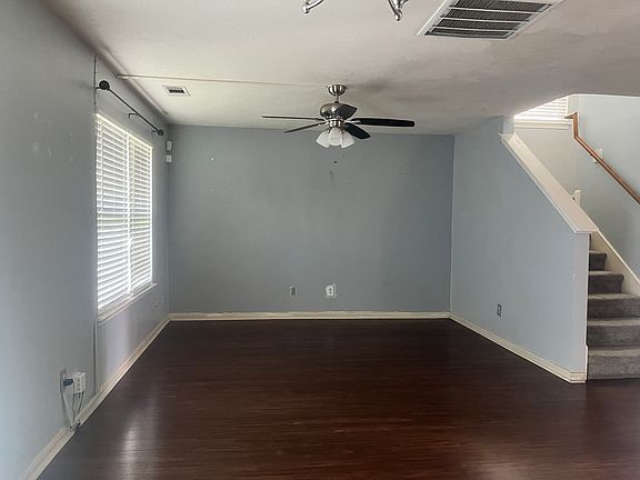 4th image of 8919 Shasta Springs Dr