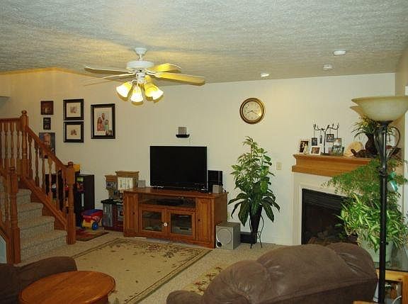 2nd image of 3412 Wyndham Way