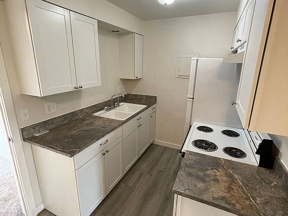 3rd image of 1717 E Mission Ave #19
