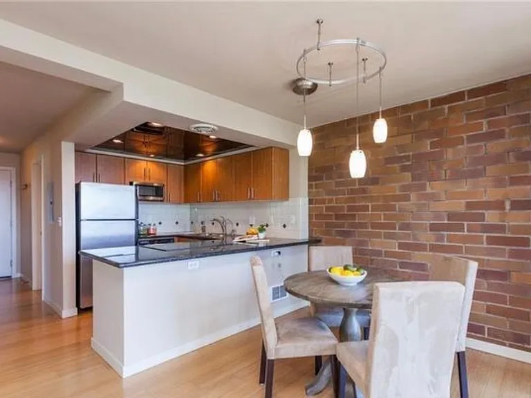 905 Cherry St #405 — Photo 9