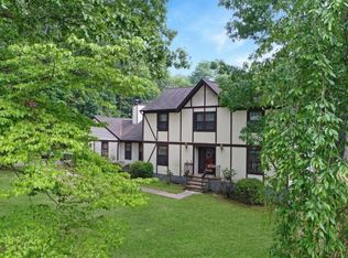 3 Powhatatan Way, Hackettstown, NJ 07840