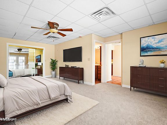 5th image of 3601 Tularosa Ave