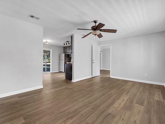 3rd image of 6271 Bombadil Dr