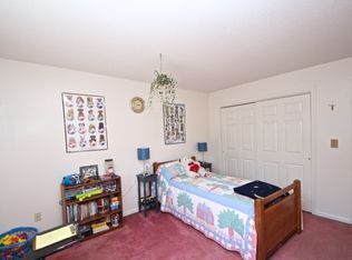 34 Settlers Ridge Rd, Milford, CT 06460