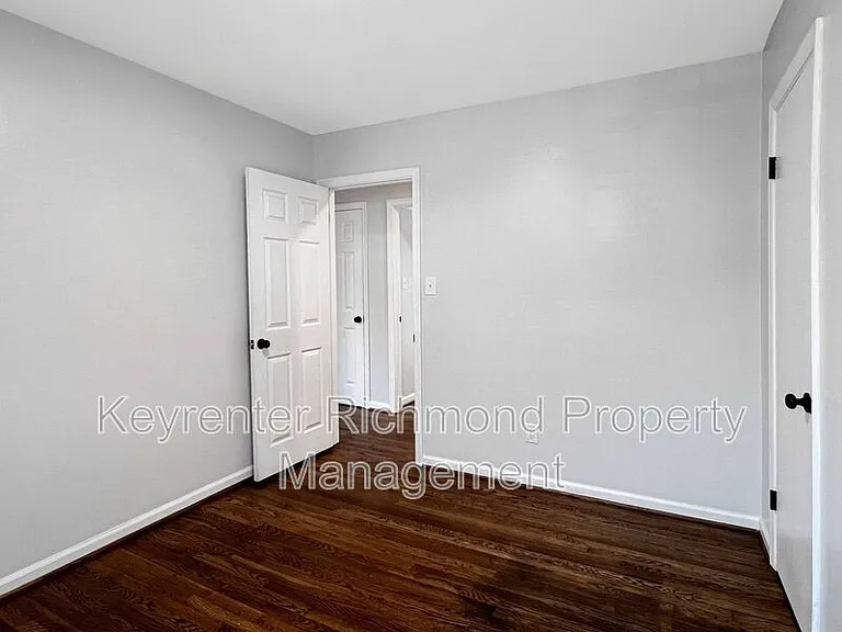 2704 Susten Ct — Photo 13