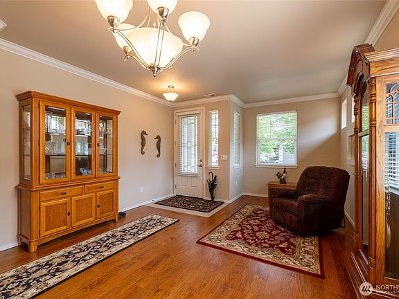 2nd image of 8304 Vashon Drive NE
