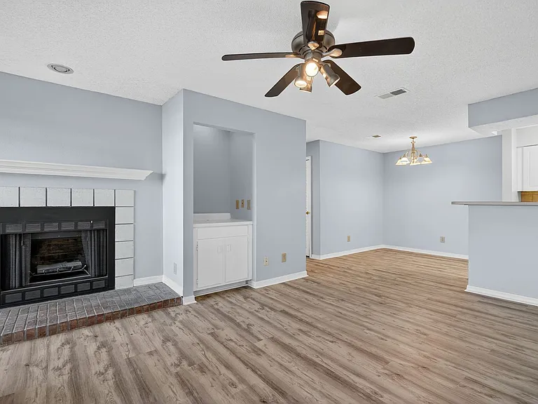 10200 Belle Rive Blvd #212 — Photo 3