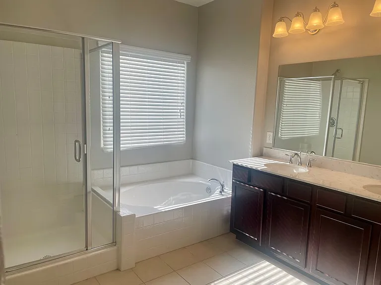 8365 S Pioneer Way — Photo 22