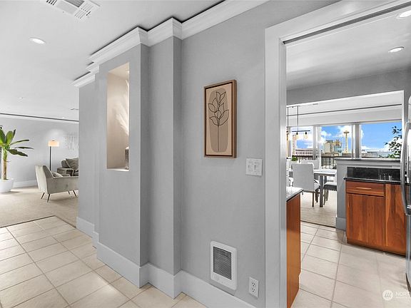 2nd image of 320 Melrose Avenue E #704