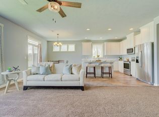 3915 Charleston Ln, Pasco, WA 99301