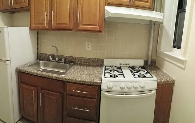 Rented by Brooklyn Vertical Inc. | media 30