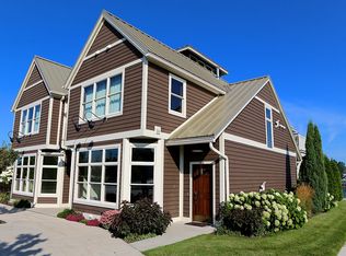 342 S Pier Dr, Sheboygan, WI 53081