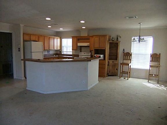2nd image of 15449 S 1st St